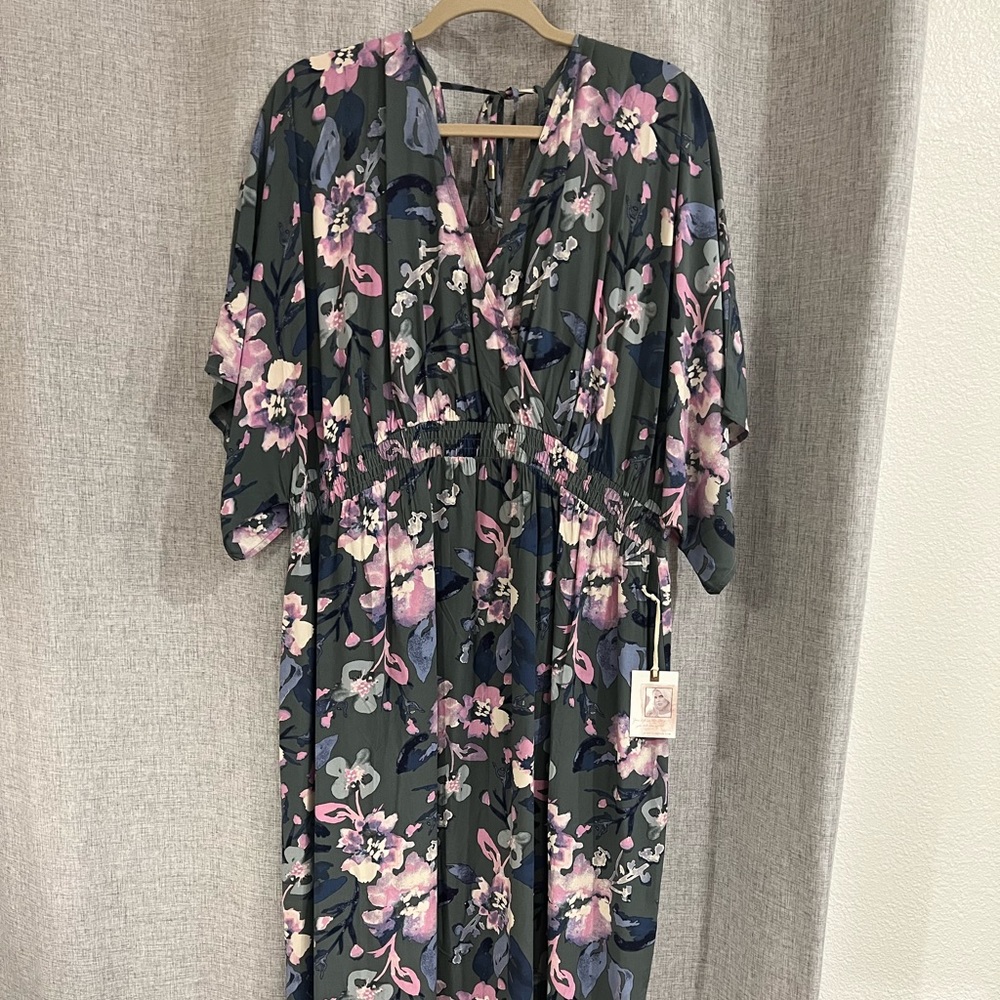 Jessica Simpson Maternity floral dress